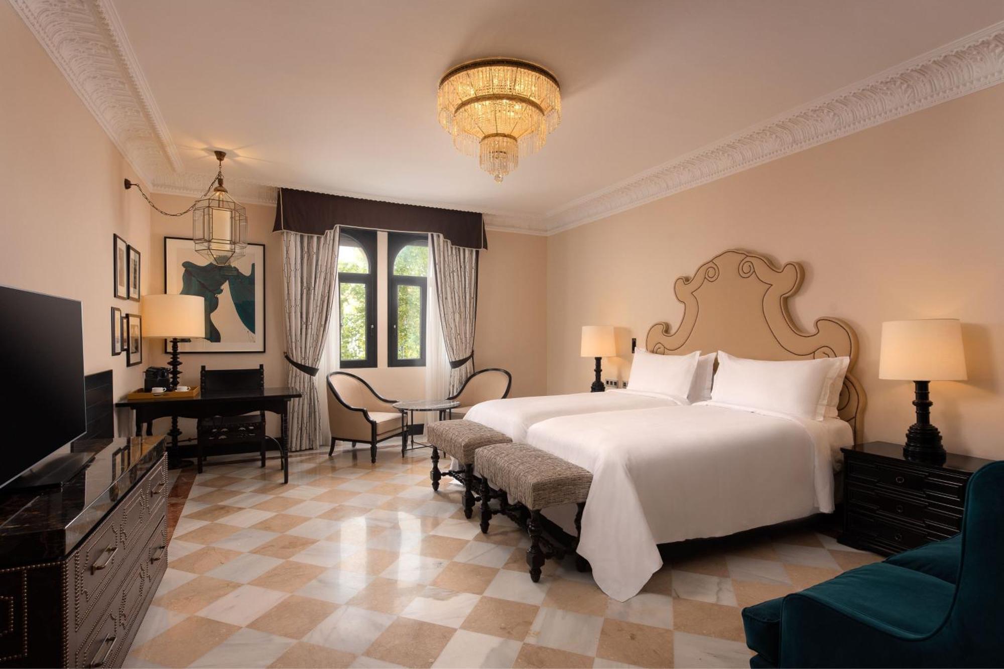 Alfonso Xiii, A Luxury Collection Hotel,